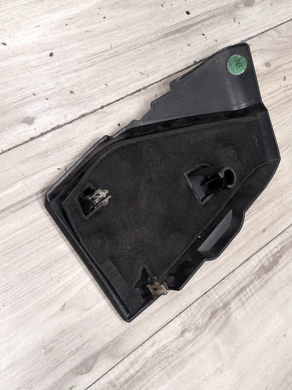 09-12 Mercedes W212 E550 M278 Engine Center Left Right Compartment Cover Trim