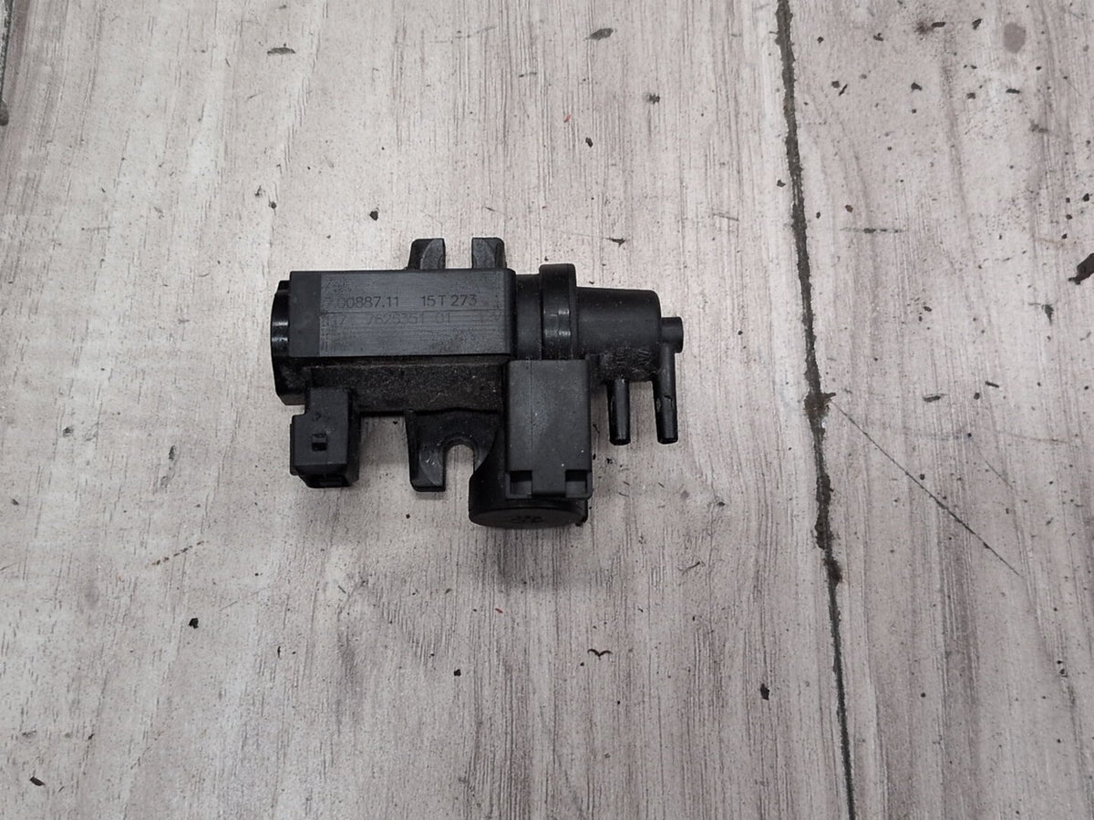 2015-2018 BMW X5 F85 Turbo Boost Pressure Solenoid Valve 7626351