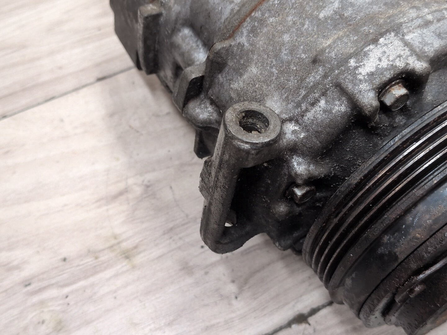 OEM BMW F06 F10 F15 F16 F85 X5 X6 M5 AC Compressor Pump Air Conditioning N63 S63