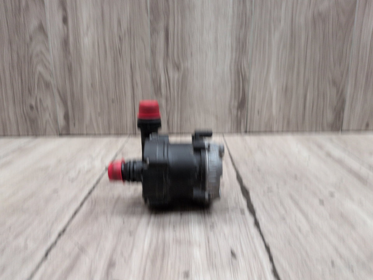 16-24 OEM BMW F90 G11 G12 G30 M5 Engine Electric Auxiliary Water Coolant Pump