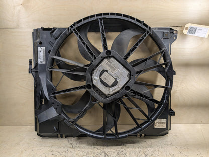 2007-2013 BMW 328i E92 Radiator Cooling Fan Shroud Assembly SET 7581653