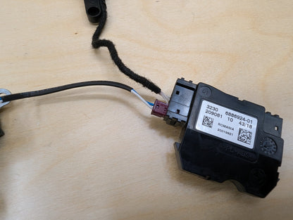 2018-2024 BMW X3 G01 Steering Wheel Heater Switch 6886924 OEM