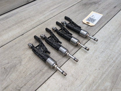 BMW G30 530i B46B20O0 Engine Motor Injector SET 8625396