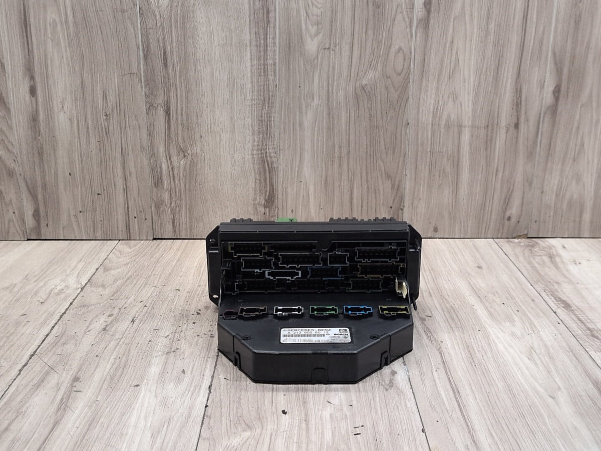 09-12 OEM Mercedes-Benz E550 W212 Front SAM Fuse Box Control Module