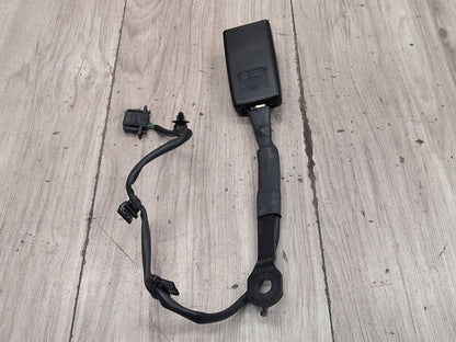 2015-2018 Audi Q3 8U Front Right Passenger Seatbelt Seat Belt Buckle 8R0857756D