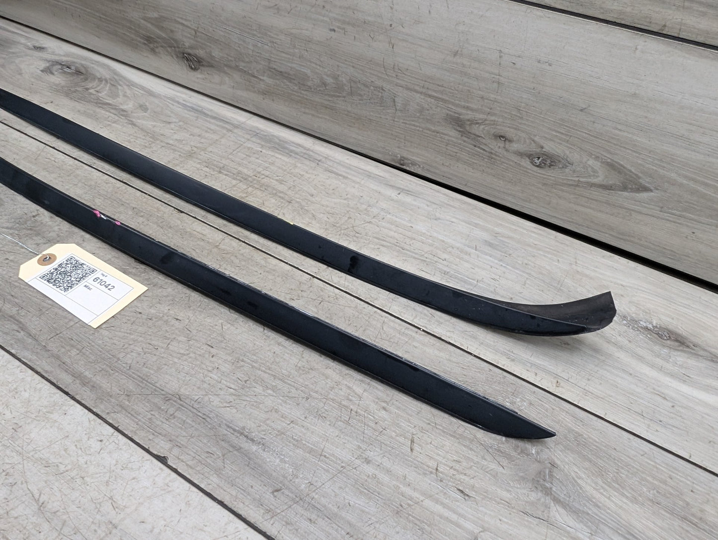 2011 BMW 328i E90 Front Left Right Side Windshield Drip Trim Molding SET 7179253