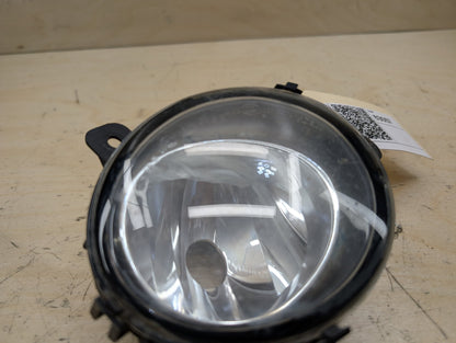 2012-2018 BMW 328i F30 Front Right Passenger Bumper Fog Lamp Light 7248912