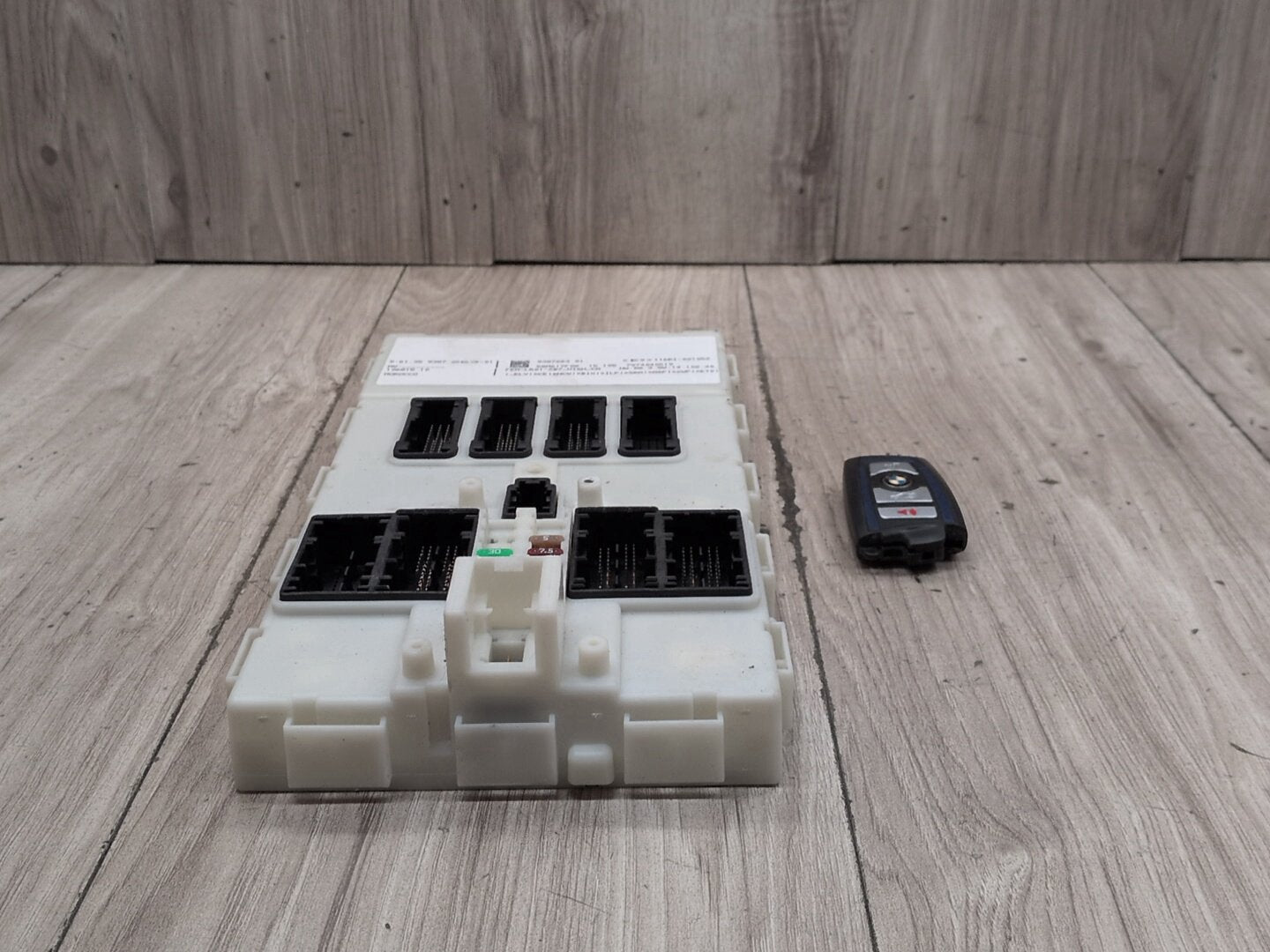 OEM BMW F30 F32 F33 F36 F80 F82 F83 Body Control Junction Box Module FEM + Key
