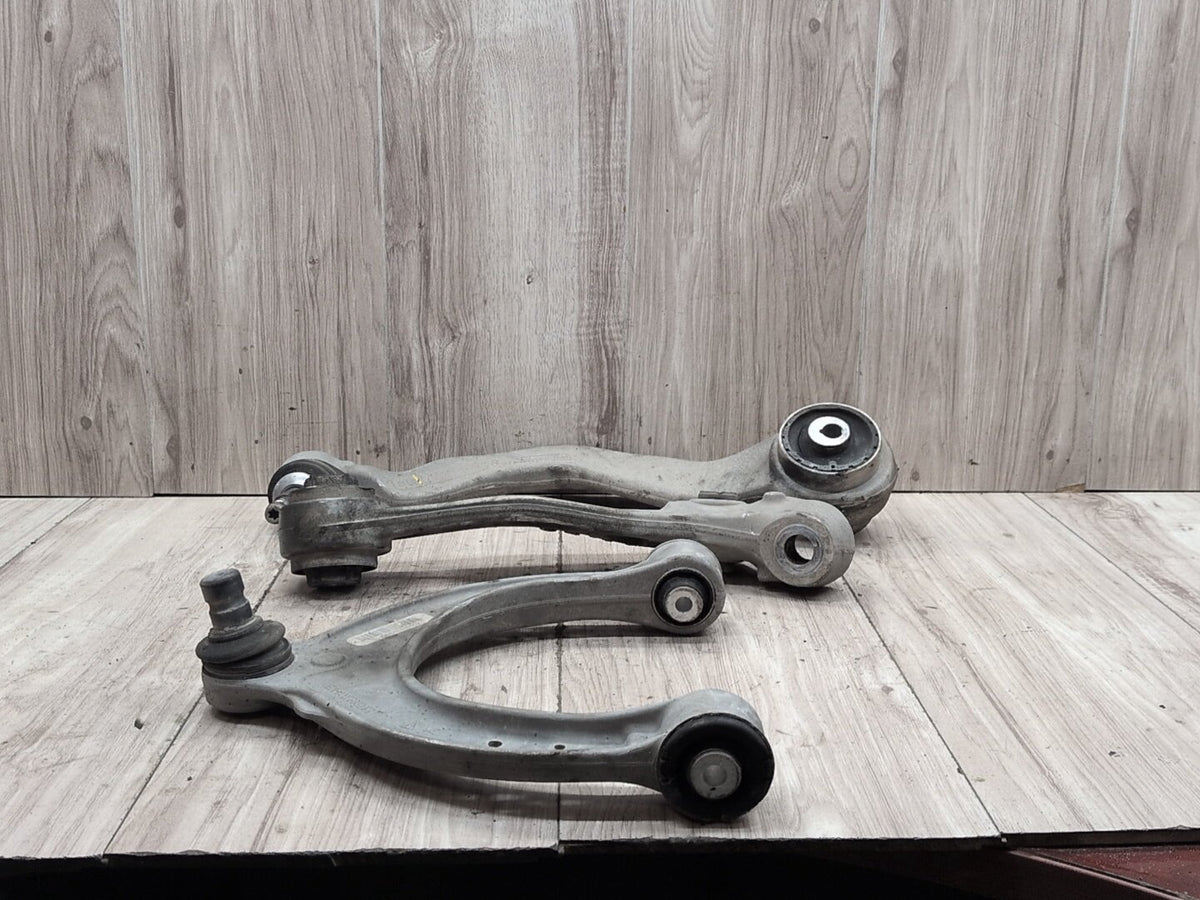 2017-2023 BMW M550i G30 Front Right Passenger Control Arms SET 6861174