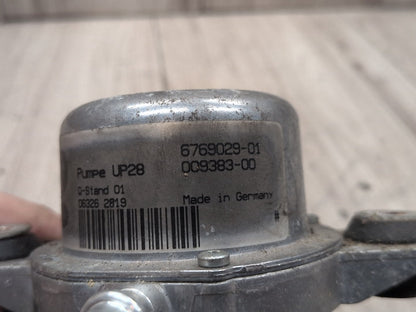 2004-2010 BMW E64 M6 S85B50A Engine Motor Vacuum Pump 6769029