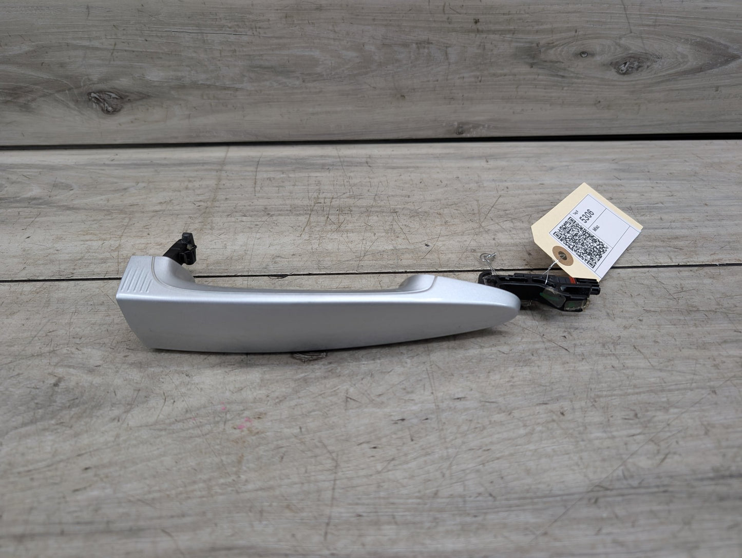 2007-2013 BMW X5 E70 Front or Rear Right Passenger Exterior Door Handle w/ Comfort Access 7209310