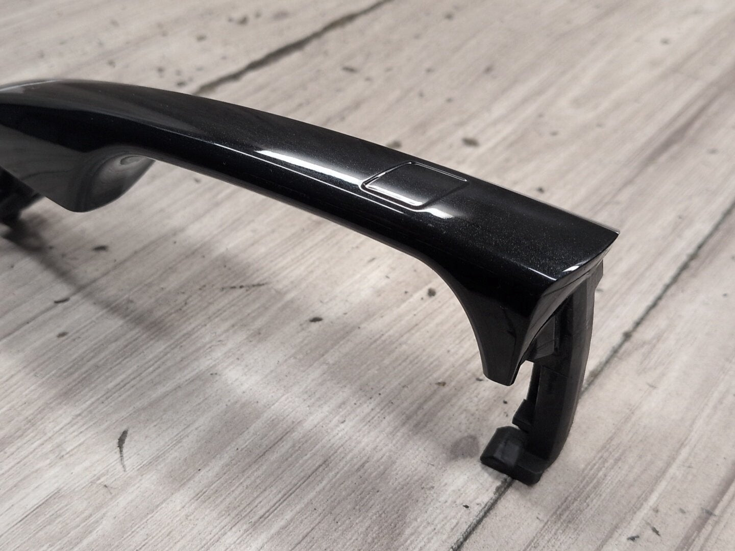 2009-2012 Mercedes-Benz E550 W212 Front or Rear Left Driver Exterior Door Handle w/ Comfort Access OEM