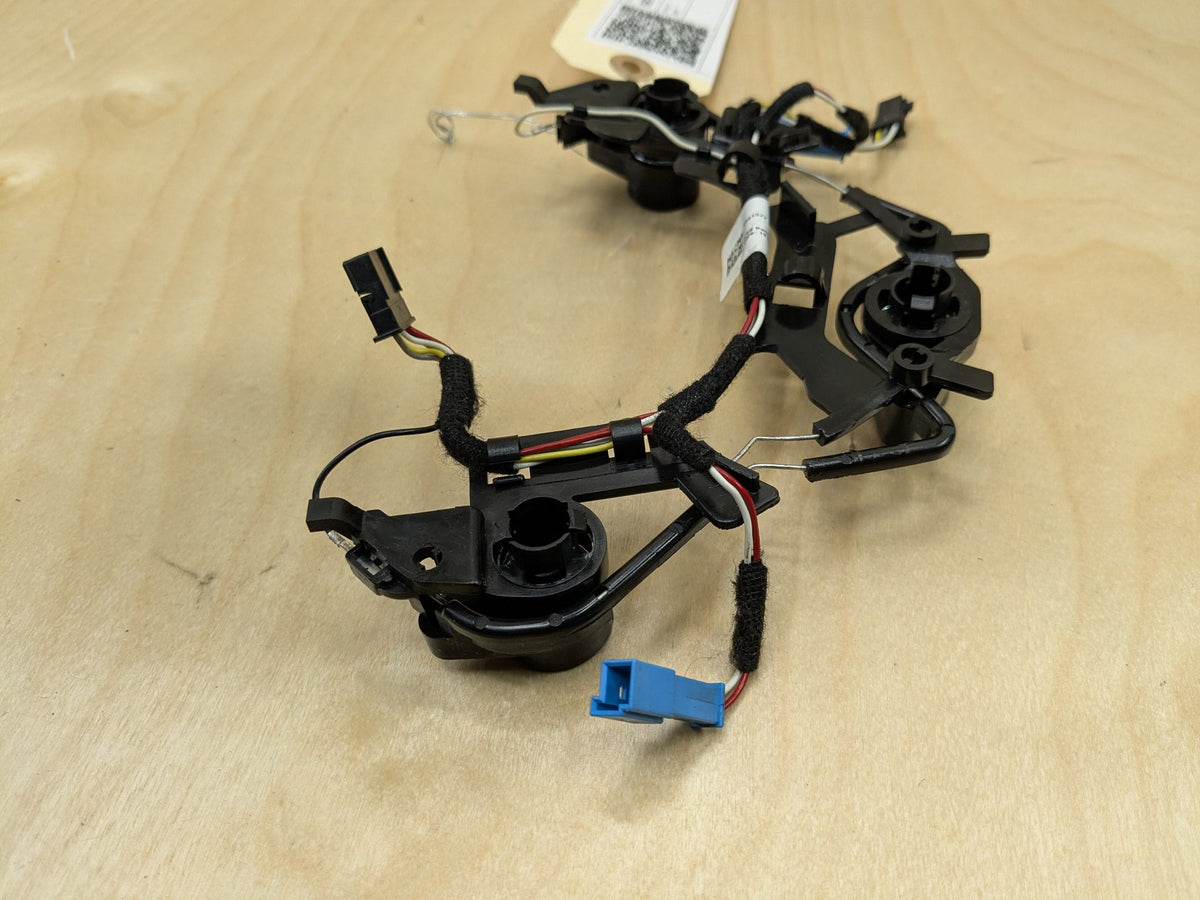 2018-2025 BMW X3 G01 Steering Wheel Vibration Generator Motor 6884317 OEM