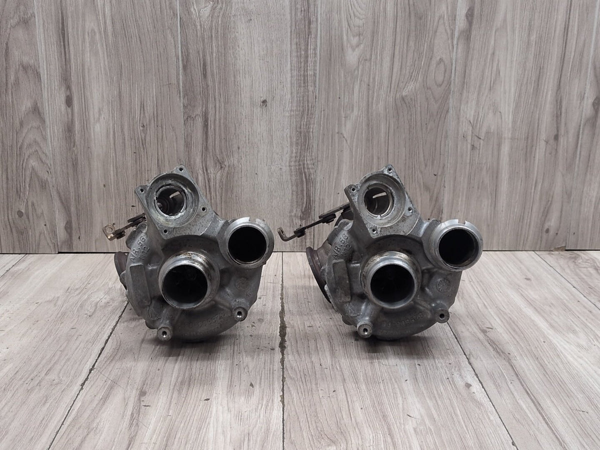 2016-2022 BMW G12 750i N63B44O2 Engine Motor Turbo Charger w/ Manifold SET 8600290