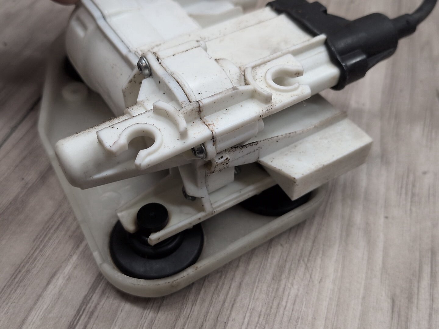2019 - 2026 BMW X5 G05 Front Left Driver Door Latch Lock Actuator 7477705 N63B44M3
