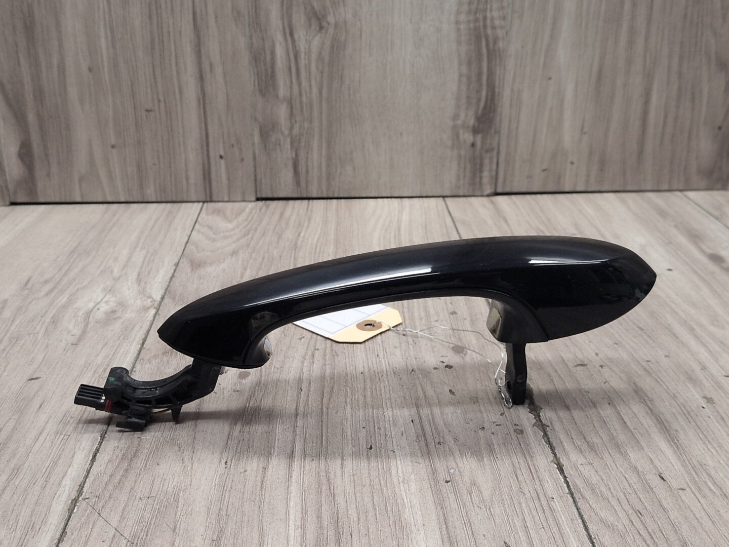 2019 - 2026 BMW X5 G05 Rear Left Driver Exterior Door Handle w/ Comfort Access 8492015 N63B44M3
