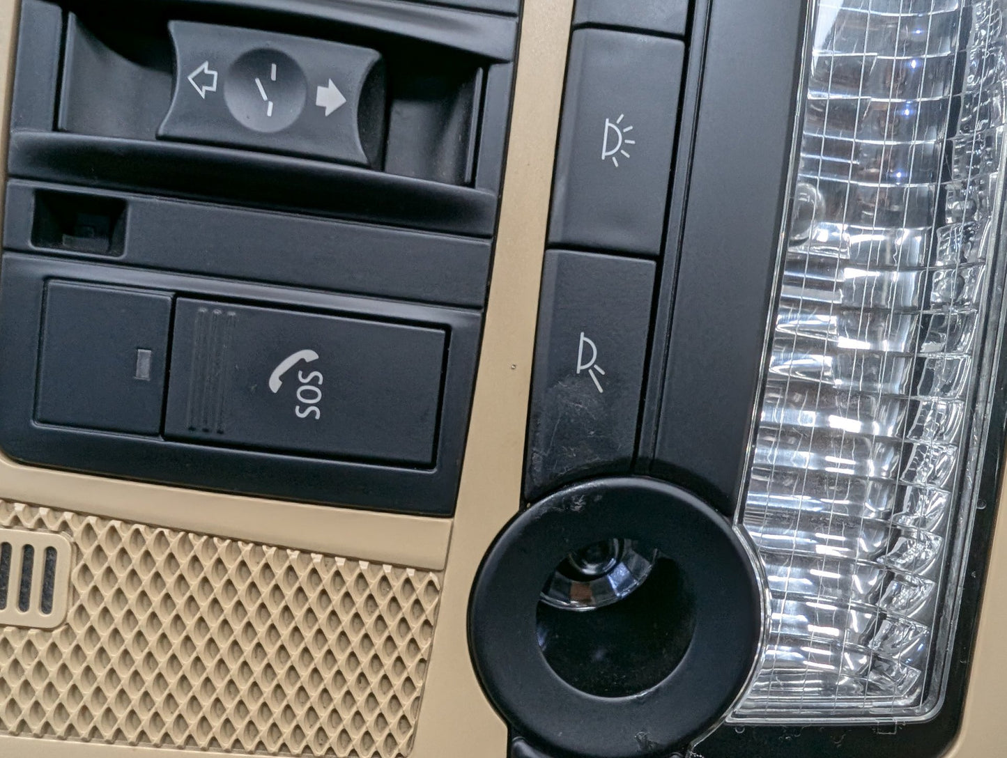 2007-2013 BMW X5 E70 Headliner Overhead Dome Light Switch Module 9225941