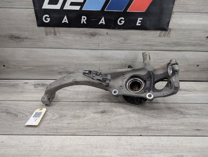 2008 - 2017 Audi S5 8T Front Left Driver Spindle Knuckle w/ Bearing 4G0407241D