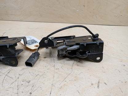 OEM BMW F22 F30 F32 F36 F80 F82 F87 M4 Hood Safety Catch Lock Latch Bracket SET