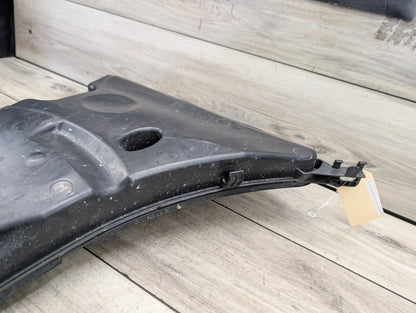 OEM BMW G12 G30 540 M550 750 M760 Windshield Wiper Washer Reservoir Tank Pump