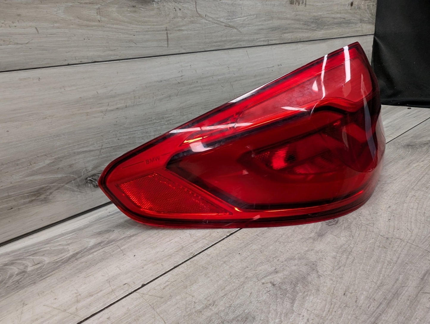 17-20 OEM BMW F90 G30 530 540 M550 M5 Rear Left Driver Side Outer Tail Light