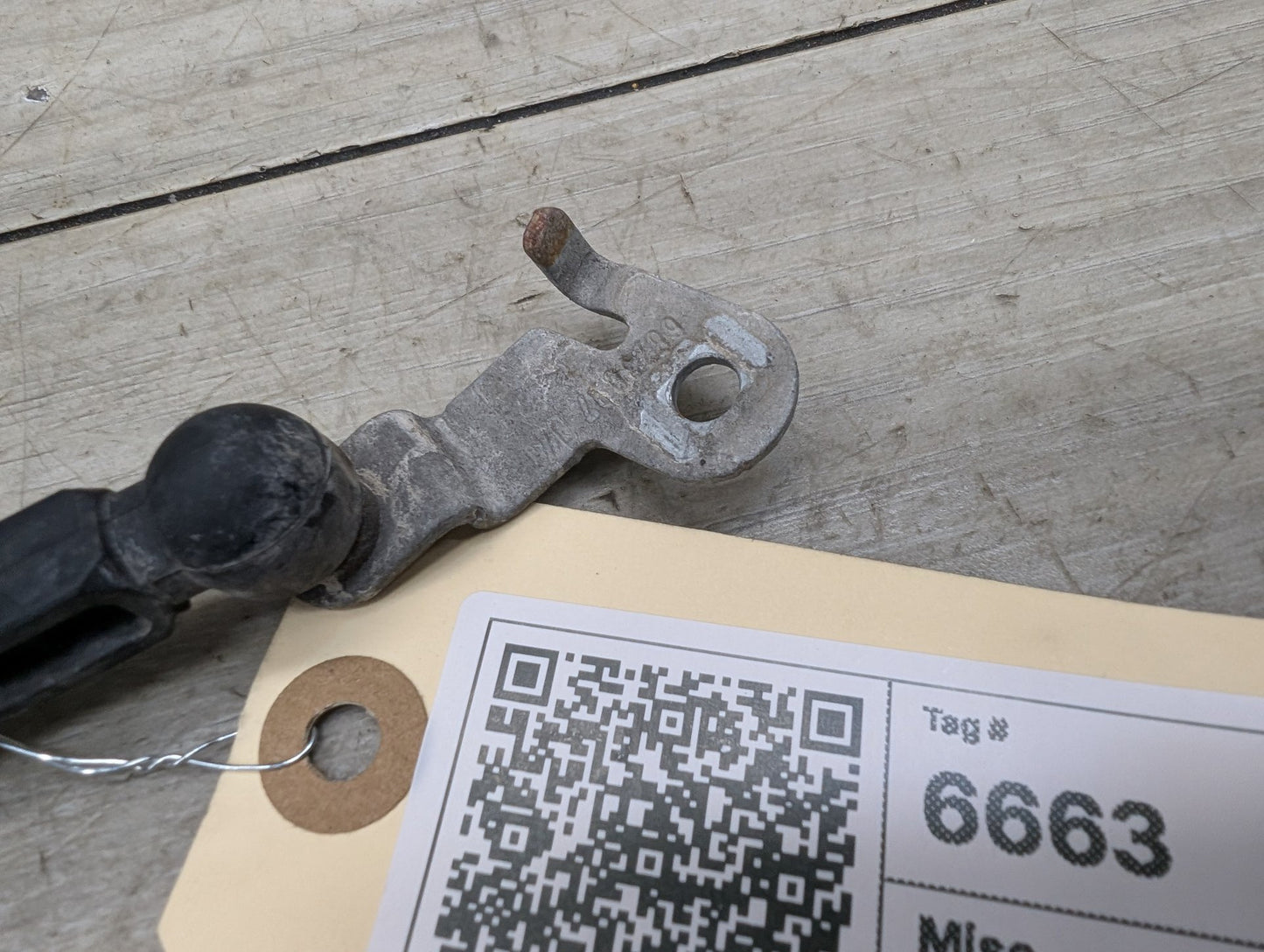 2017-2023 BMW 530i G30 Suspension Height Level Sensor 2959574