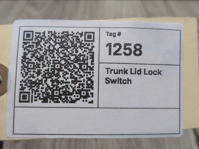 OEM BMW F02 F10 F15 F48 F90 G01 G20 G30 G80 X3 Rear Trunk Lid Center Lock Switch