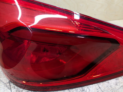 17-20 OEM BMW F90 G30 530 540 M550 M5 Rear Passenger Side Outer Tail Light