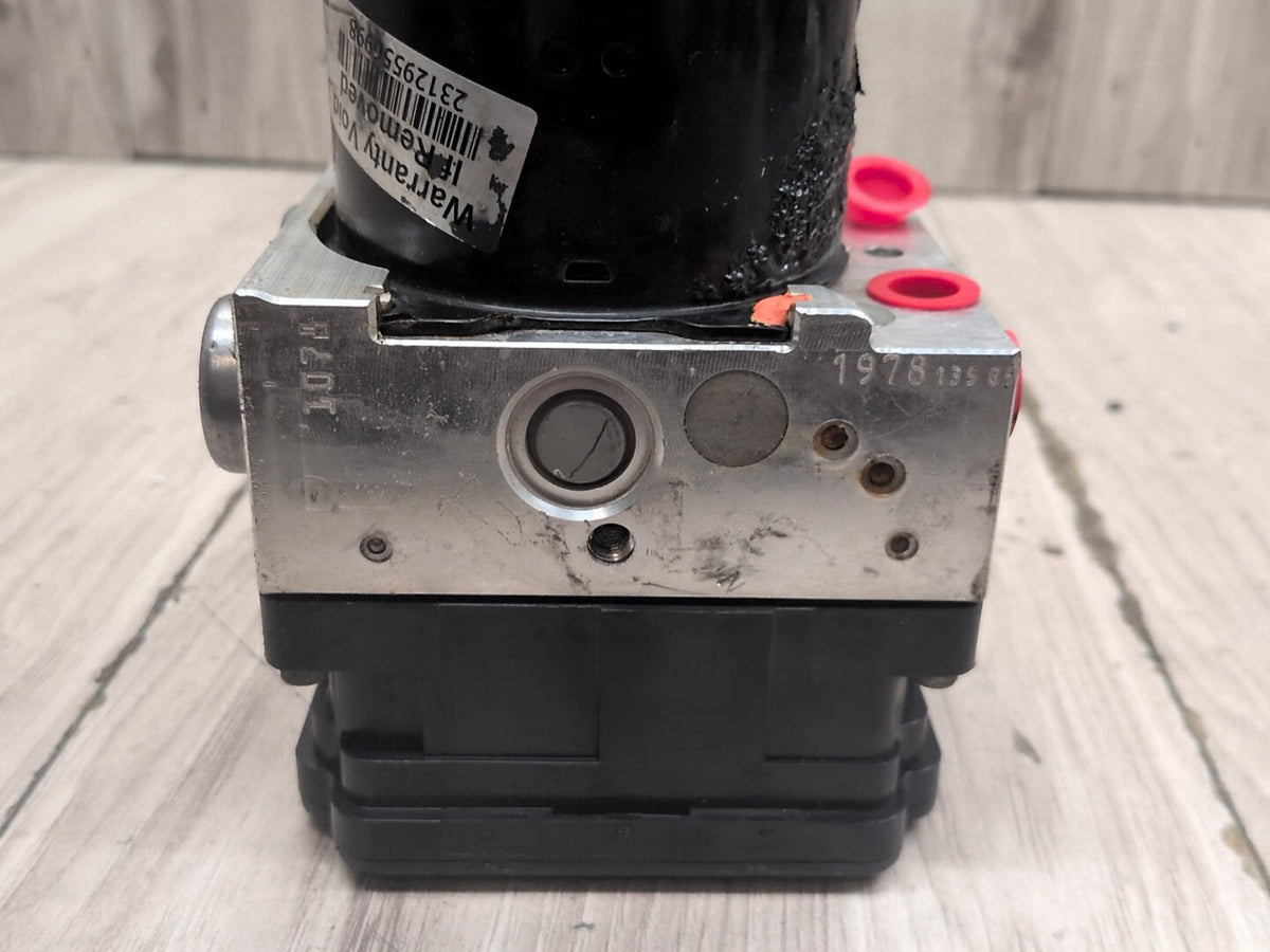 2004-2010 BMW M6 E64 ABS Pump Module 7841038 OEM