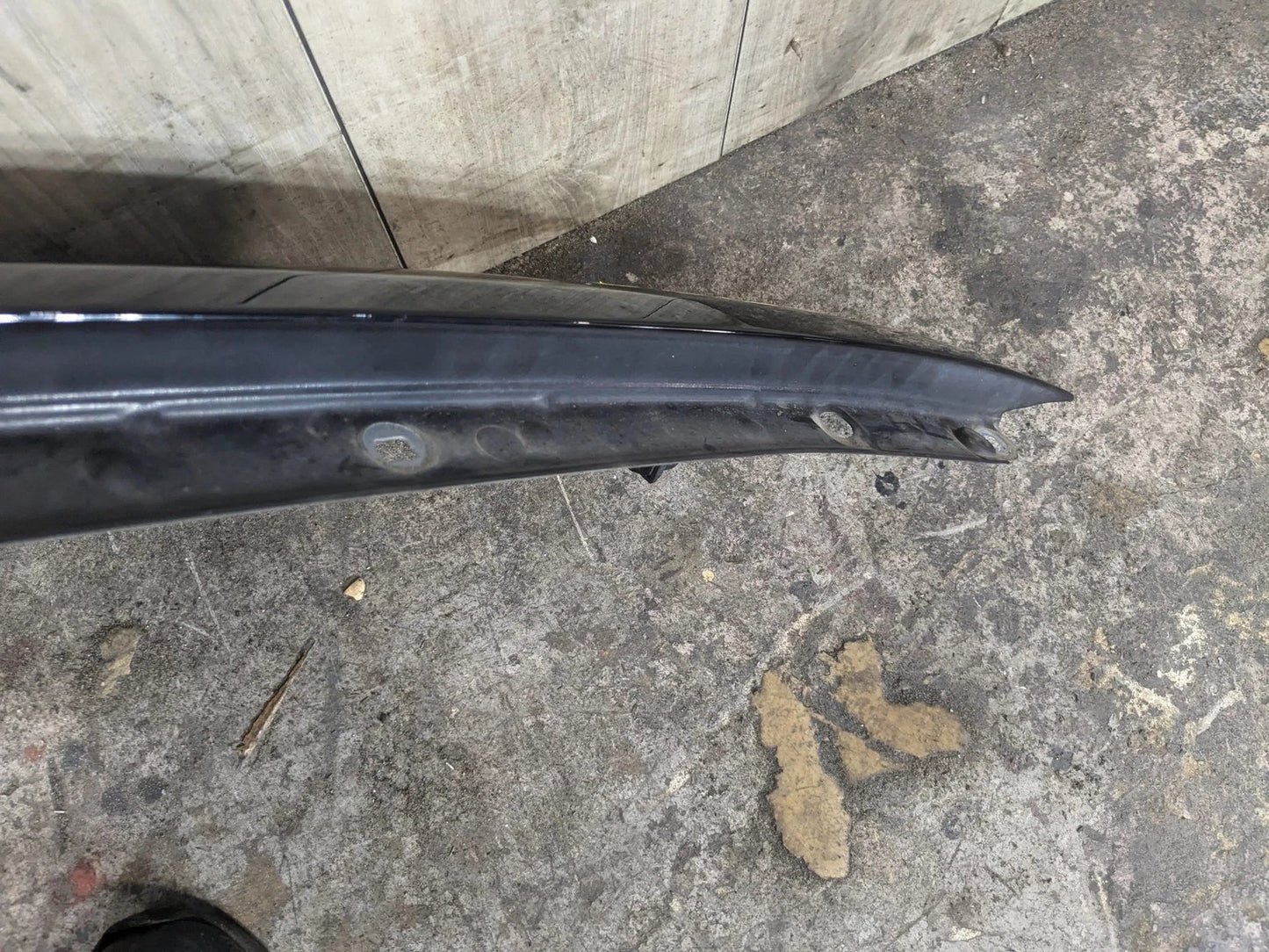 06-11 OEM BMW E90 328 335 Sedan Left Driver Side Fender Panel Black 668