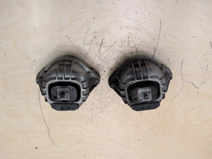 2006-2011 BMW E90 328i N52B30 Left Right Engine Bracket Support Mount SET 6760330