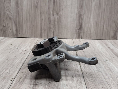2018-2024 BMW X3 G01 Transmission Mount Bracket 6861567