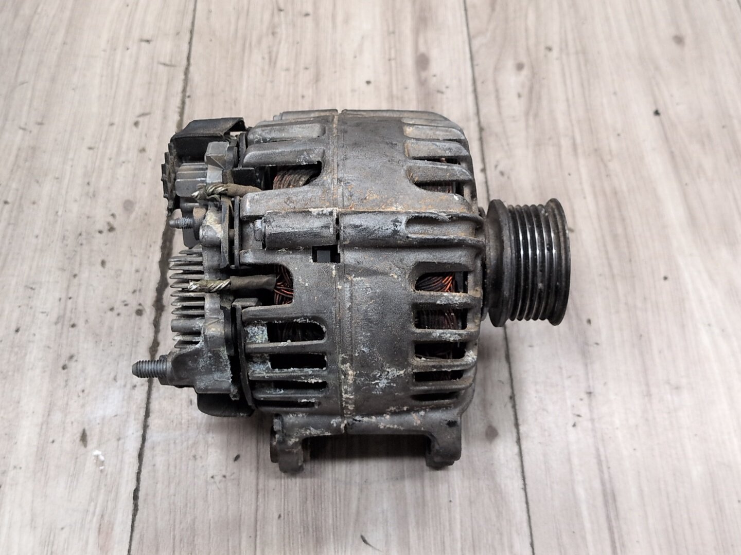 2018-2023 Audi B9 S4 CWG Engine Motor Generator Alternator 06E903024L