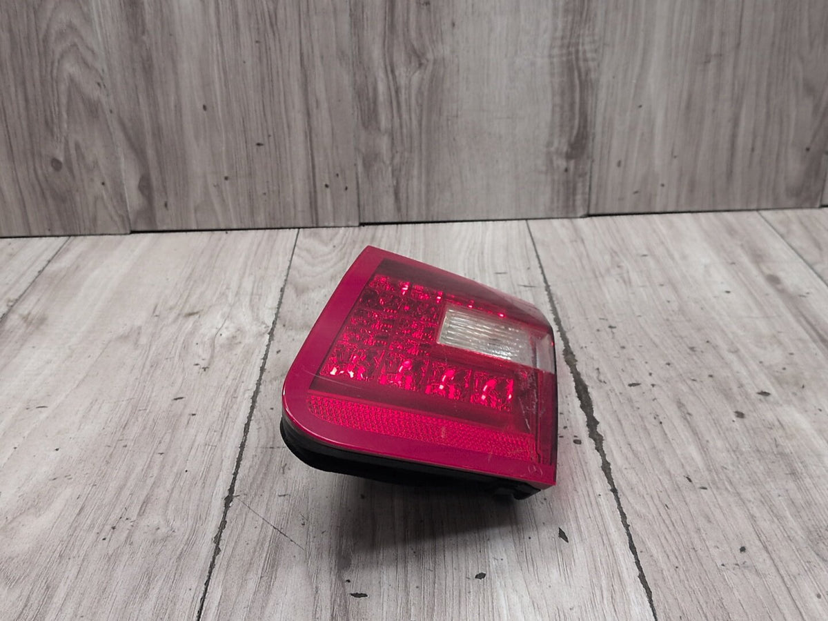 2009-2012 Mercedes-Benz E550 W212 Rear Right Passenger Inner Tail Light A2128200864 OEM