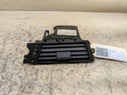 06-13 OEM BMW E90 E92 E93 335 328 M3 Left Driver Side Dashboard Air Vent
