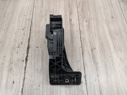 2016-2022 BMW 750i G12 Gas Accelarator Pedal 6871053 OEM