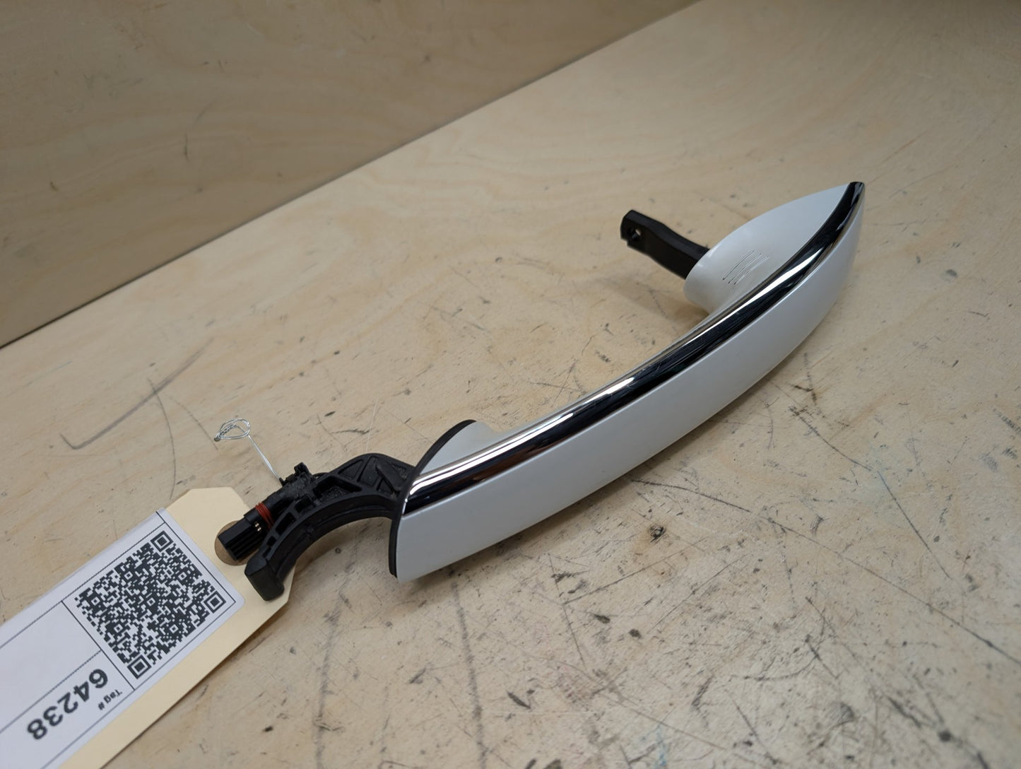 2016-2022 BMW 750i G12 Rear Left Driver Exterior Door Handle w/ Comfort Access 7411039