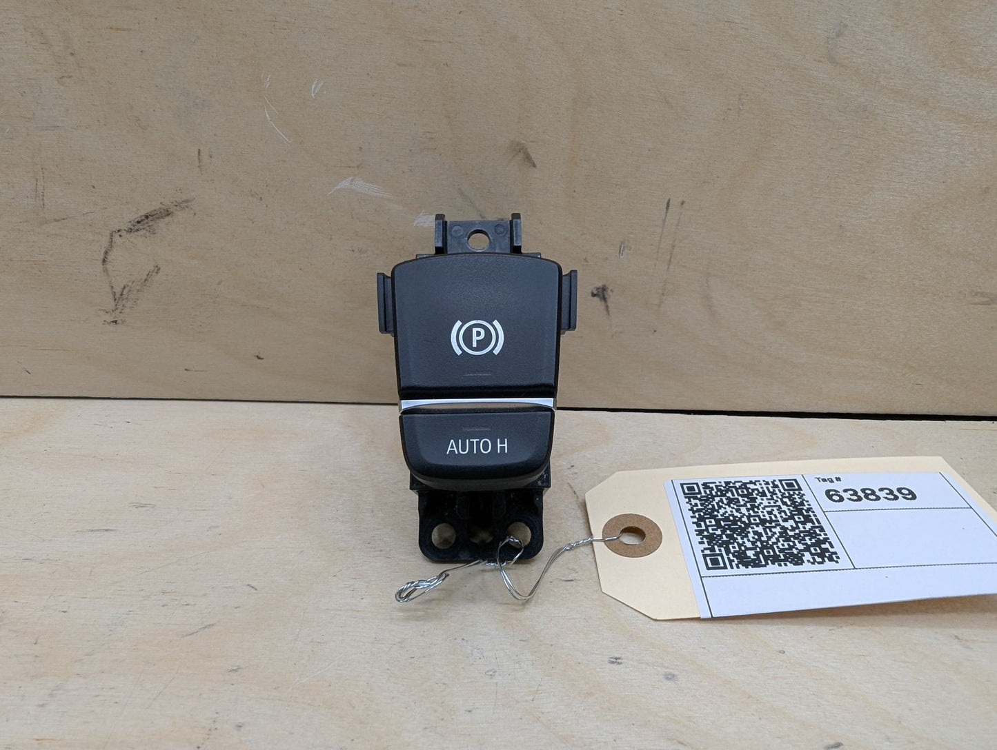 OEM BMW F90 M5 G30 G01 X3 G02 X4 F97 F98 Parking Brake Auto Hold Switch BLACK
