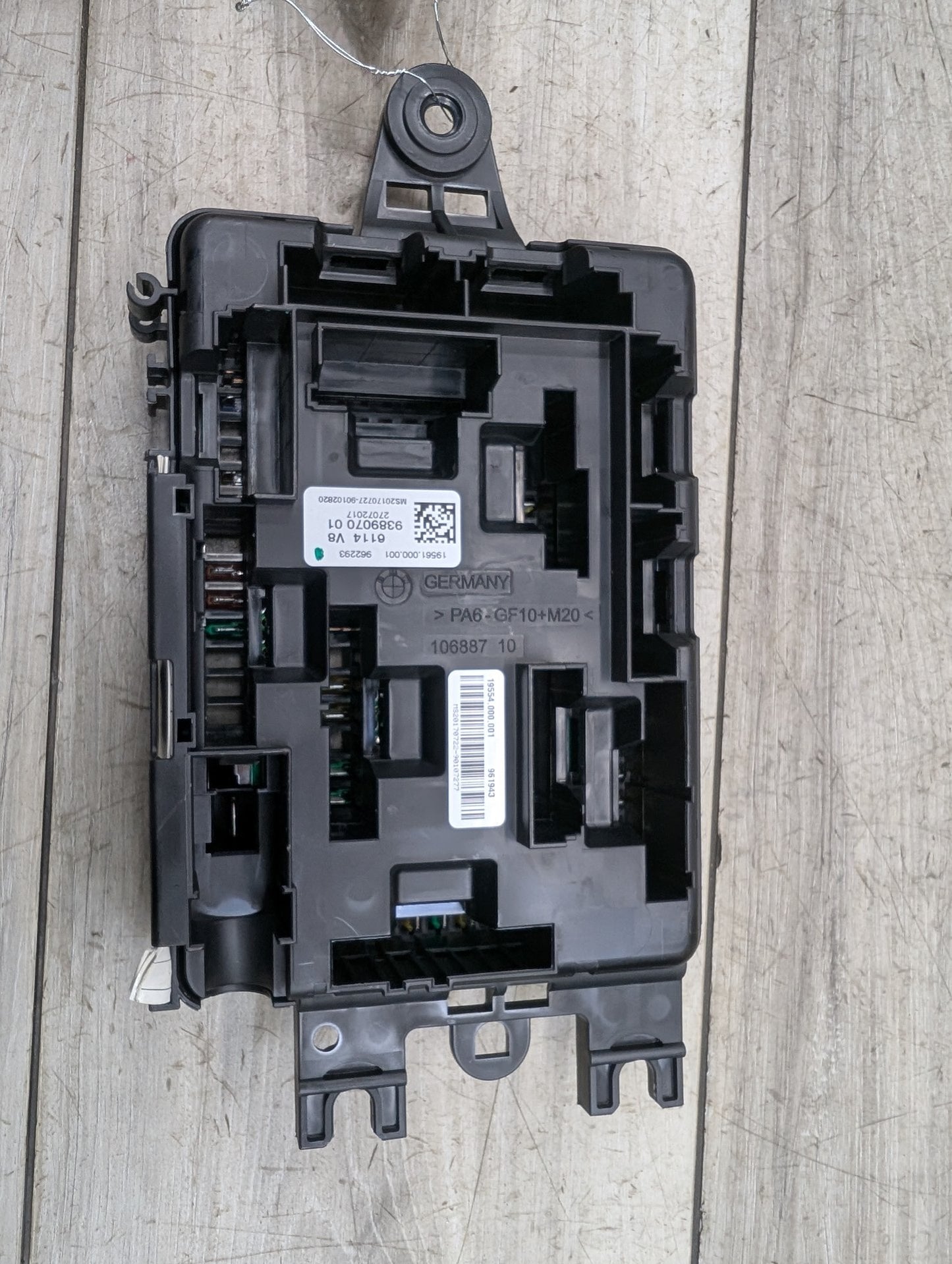 2014 - 2019 BMW 340 F34 Rear Power Distribution Fuse Box 9389070 B58B30M0