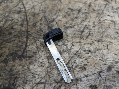2008-2013 BMW 135i E88 Front Left Driver Key Lock Mechanism w/ Key 7161429 OEM
