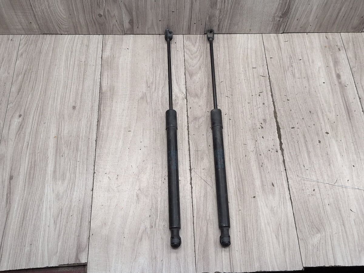 2015-2018 Audi Q3 8U Rear Left Right Liftgate Trunk Lid Strut Shock Supports SET 8U0827552A
