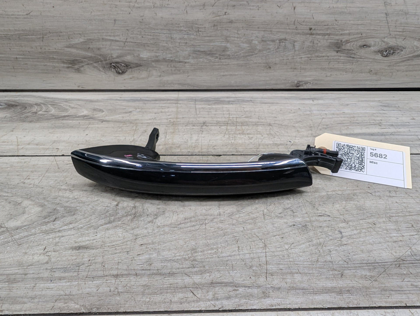 2016-2022 BMW 750Li G12 Front or Rear Right Passenger Exterior Door Handle w/ Comfort Access 7411038