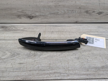 2016-2022 BMW 750Li G12 Front or Rear Right Passenger Exterior Door Handle w/ Comfort Access 7411038