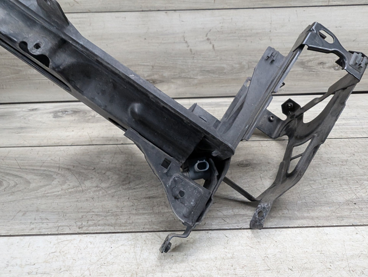 OEM BMW F10 528 535 550 M5 Left Driver Side Headlight Support Mount Bracket