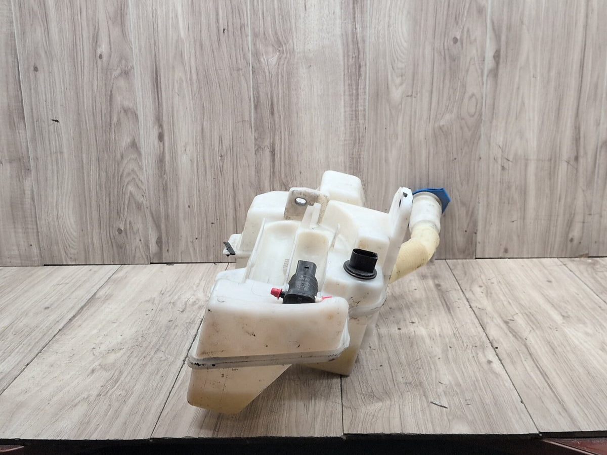 15-18 OEM Audi Q3 8U Windshield Reservoir Tank Assembly 8U0955451