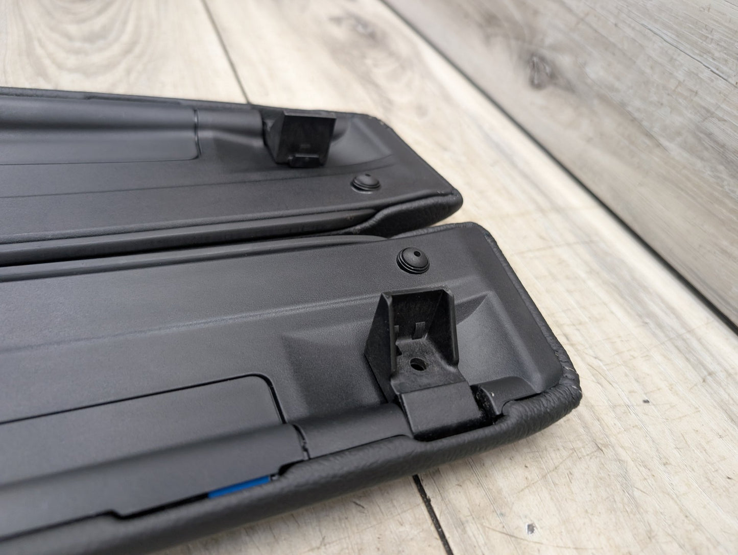 2017-2023 BMW M550i xDrive G30 Center Console Armrest Arm Rest 9382234