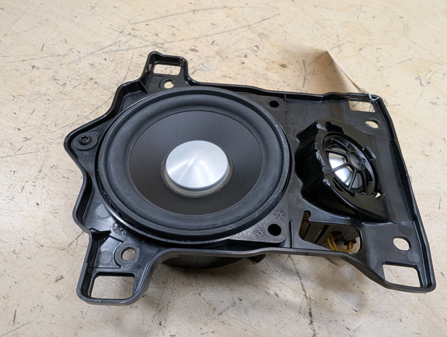 2016-2022 BMW 750i G12 - Speakers SET PN: 9184794