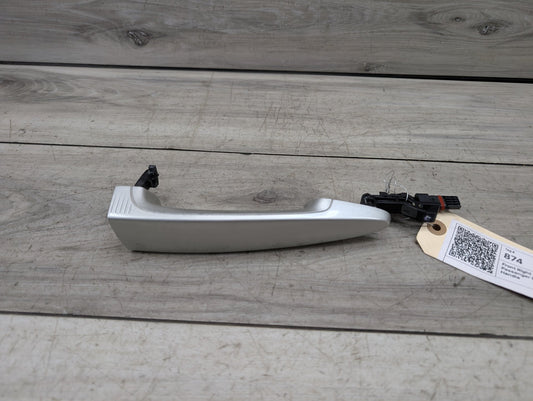 2011 - 2017 BMW X3 F25 Front or Rear Right Passenger Exterior Door Handle 7259410 N55B30M0