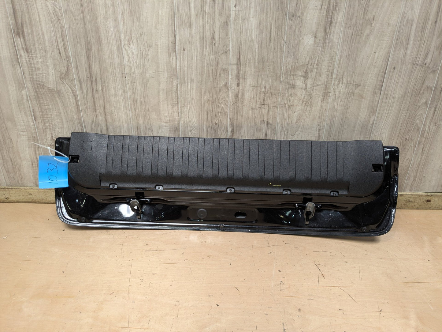 2014 - 2018 BMW X5 F85 Rear Lower Liftgate Tailgate 7378123 S63B44T2