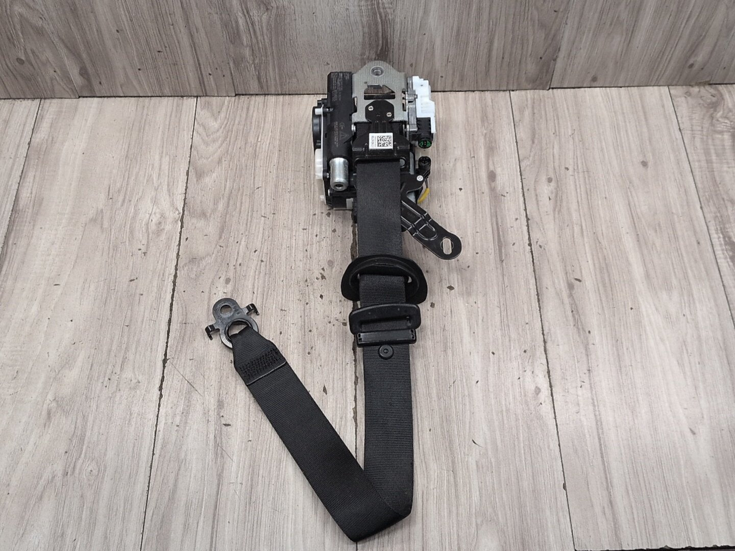 16-22 OEM BMW G11 G12 740 750 M760 Front Left Driver Seat Belt Retractor Black